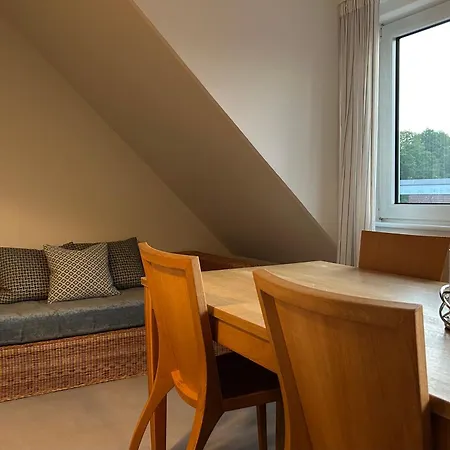 شقة Lichtdurchflutete Dachgeschosswohnung In Uninaehe أولدنبورغ